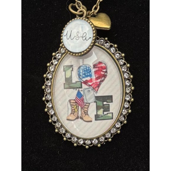 Patriotic "Love" Pendant Necklace With Rhinestones and USA Charm 4th Of July Cam - Picture 1 of 6